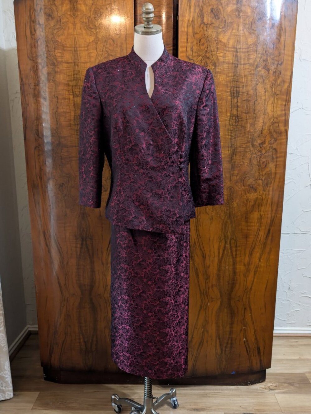 Alex Evenings Formal Jacket & Maxi Skirt Suit Set 14 Burgundy Black Jacquard Bea